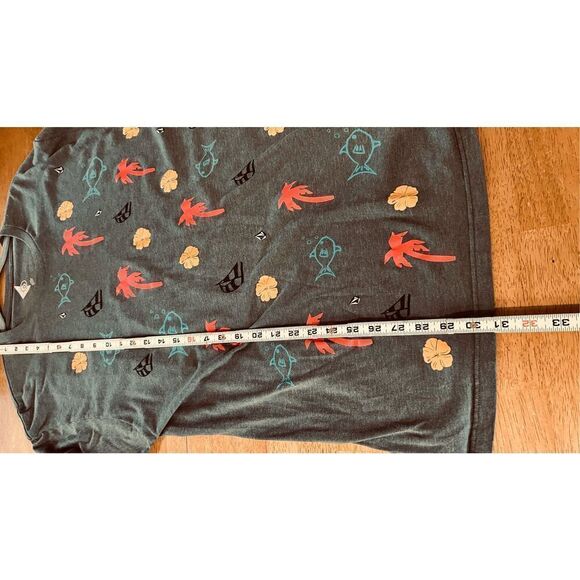 Volcom Mens T Shirt Diamonds Palm Trees Fish Boats Gray SZ XL - Picture 4 of 9